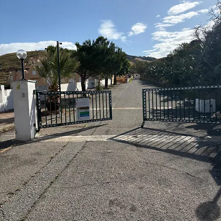Ottaviano Al Mare בית נופש *